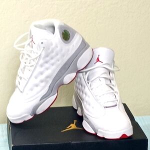 Jordan 13 Retro Wolf Grey